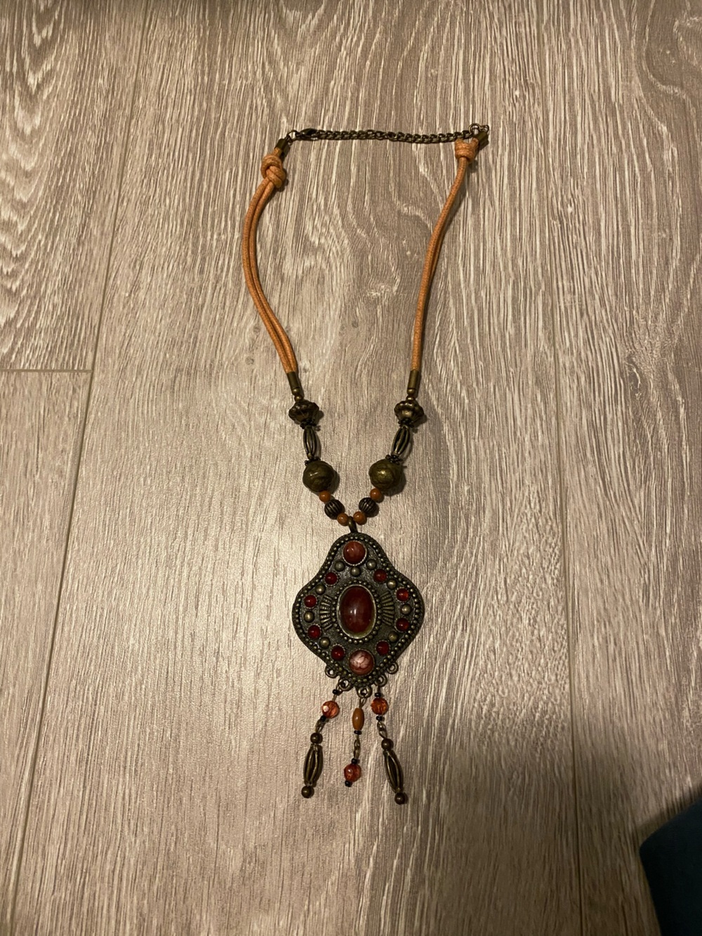 Vintage style statement necklace